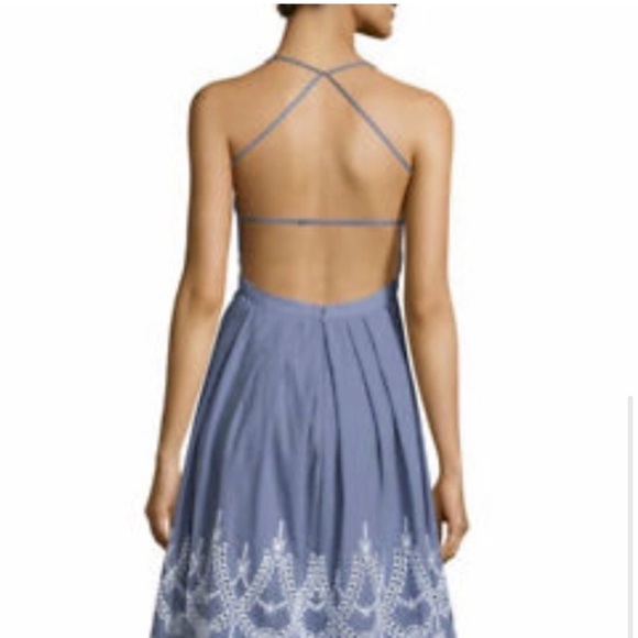 Kendall and Kylie Dress - Picture 4 of 8